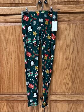 No Comment Women’s Holiday Penguin Print Green Leggings, NWT, Size M
